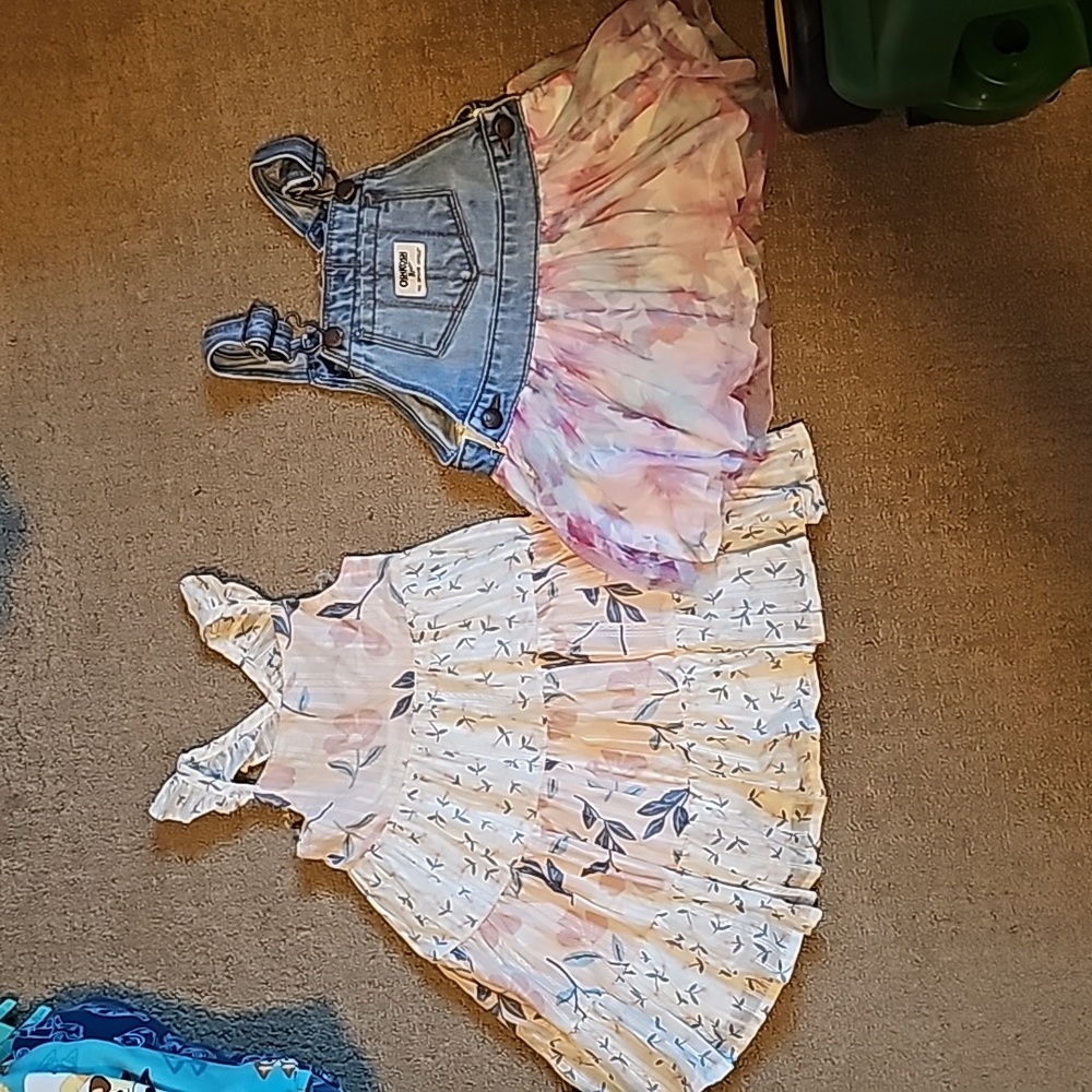 CATHERINE MALANDRINO  & OSHKOSH NWT  & EUC 2 LOT BABY GIRL  SIZE  18M